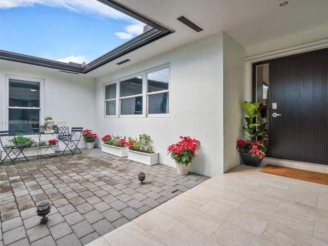 5 of 46 - 11407 N Bayshore Dr, North Miami, FL