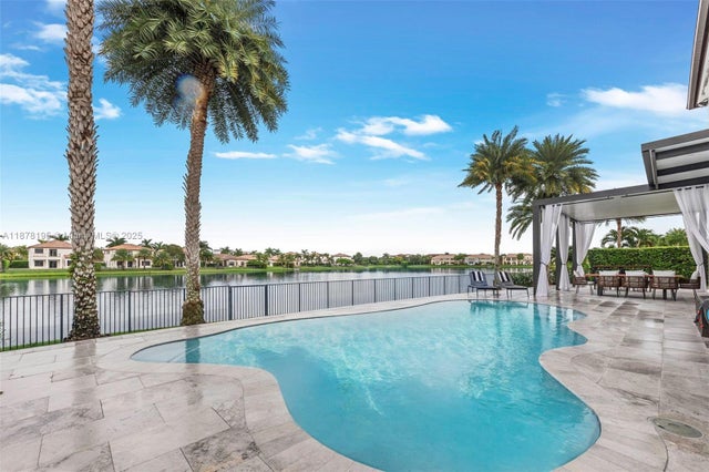 5 of 58 - 3679 Nw 82nd Ter, Cooper City, FL