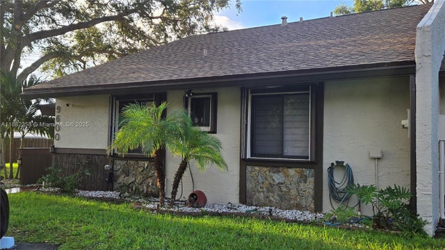 2 of 37 - 9600 Nw 15th Ct, Pembroke Pines, FL