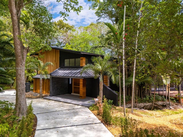 2 of 100 - 6525 Sw 133, Pinecrest, FL