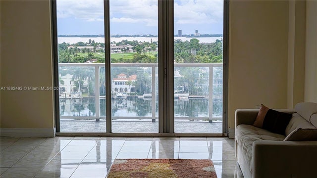 2 of 26 - 5701 Collins Ave 1105, Miami Beach, FL