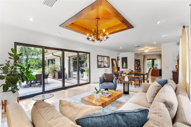 2 of 15 - 560 Sabal Palm Rd, Miami, FL