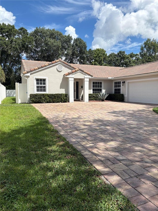 2 of 31 - 13221 Sw 17th Ct, Miramar, FL