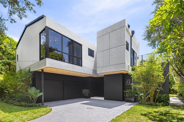 4 of 99 - 4024 Bonita Ave, Miami, FL