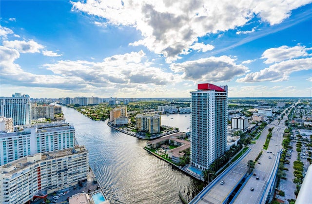 3 of 30 - 4010 S Ocean Dr 2709, Hollywood, FL