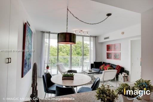 4 of 15 - 720 Ne 62nd St 402, Miami, FL