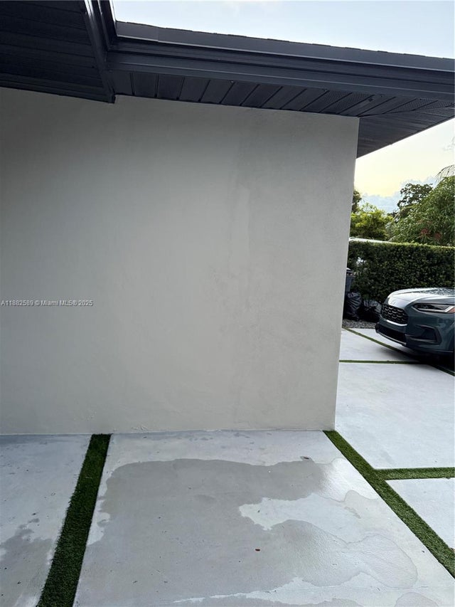 1 of 1 - 7508 Garfield St, Hollywood, FL