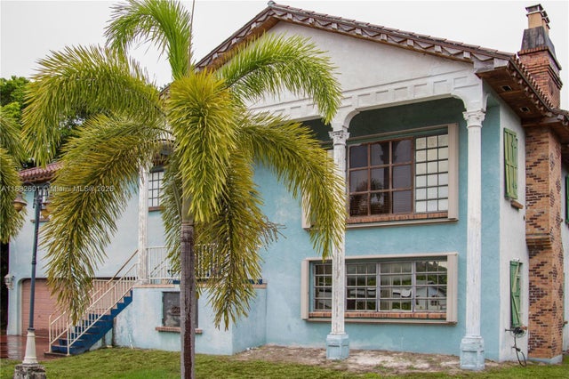 2 of 17 - 2051 Nw 179th St, Miami Gardens, FL