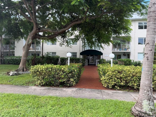 2 of 21 - 240 Galen Dr 207, Key Biscayne, FL