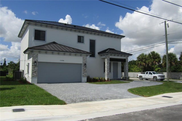 1 of 31 - 11998 Sw 232nd St, Miami, FL