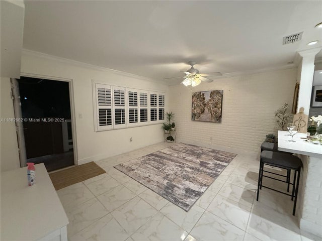 5 of 27 - 8851 Sunrise Lakes Blvd 203, Sunrise, FL