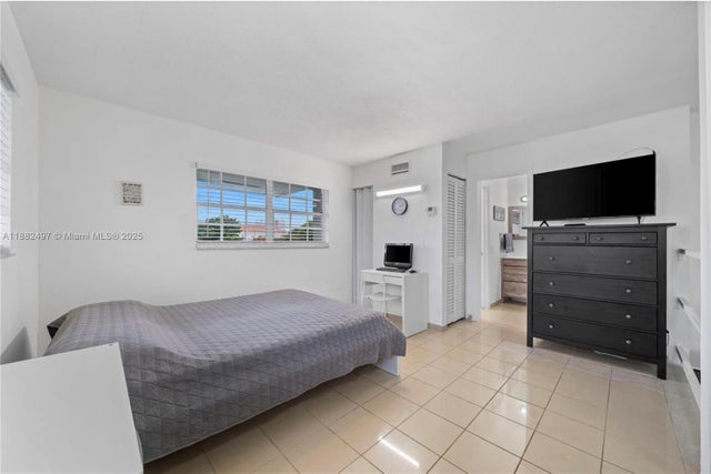5 of 17 - 30 Sw 11th Ave 4, Miami, FL