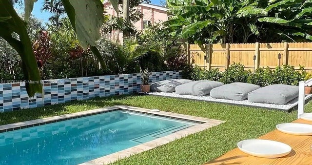 2 of 56 - 808 Sw 29th St, Fort Lauderdale, FL