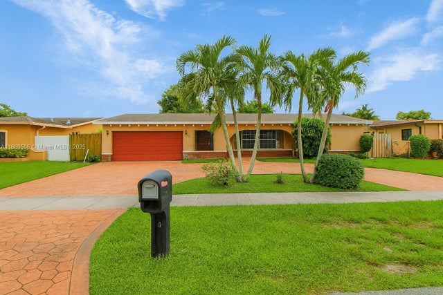 3 of 46 - 8930 Nw 11th St, Pembroke Pines, FL