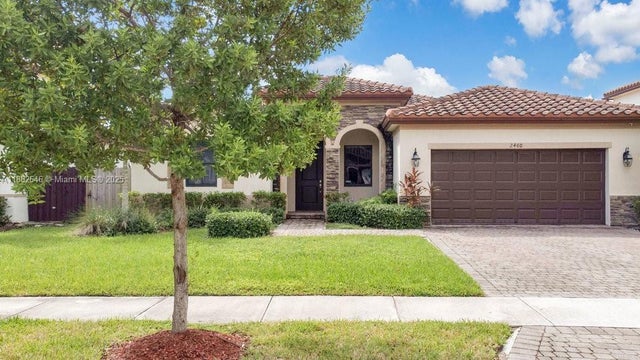 2 of 33 - 2460 Se 1st St, Homestead, FL