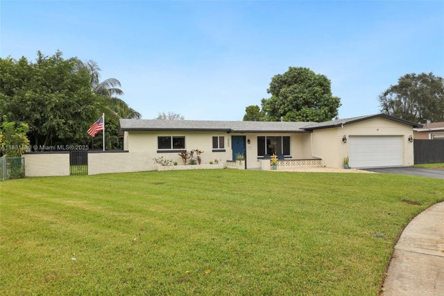 4 of 48 - 2300 Nw 114th Ave, Pembroke Pines, FL