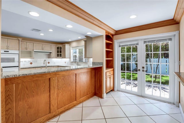 4 of 39 - 350 190th St, Sunny Isles Beach, FL