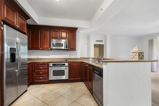 2 of 25 - 4 Renaissance Way 303, Boynton Beach, FL