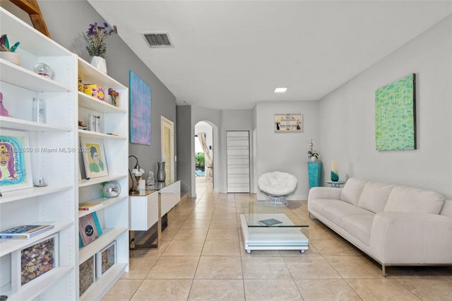 3 of 33 - 12935 Sw 135th Ter, Miami, FL