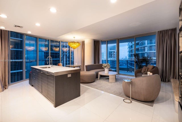 2 of 24 - 200 Biscayne Boulevard Way 4201, Miami, FL