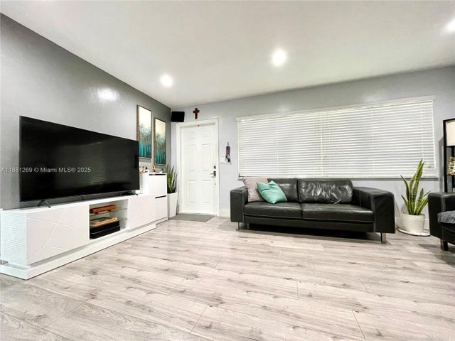 4 of 68 - 3860 Nw 59th Ave, Virginia Gardens, FL