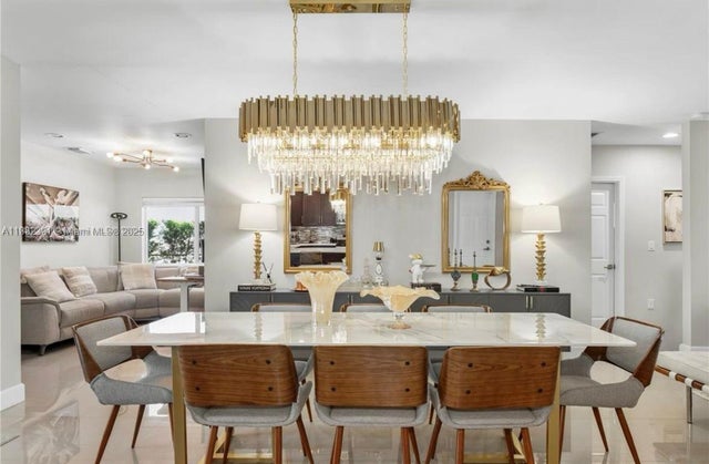 3 of 24 - 284 Ne 116th St, Miami, FL