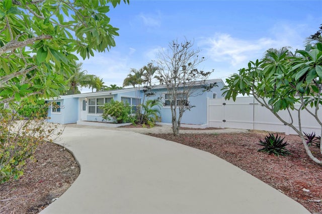 1 of 37 - 2281 Sw 15th St, Fort Lauderdale, FL
