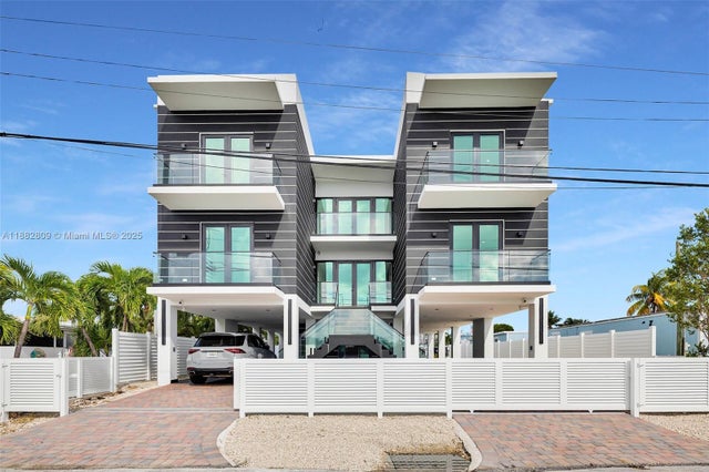 2 of 72 - 141 Grassy Rd, Key Largo, FL