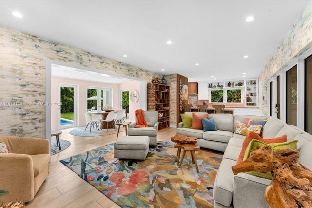 4 of 19 - 1232 Manati Ave, Coral Gables, FL