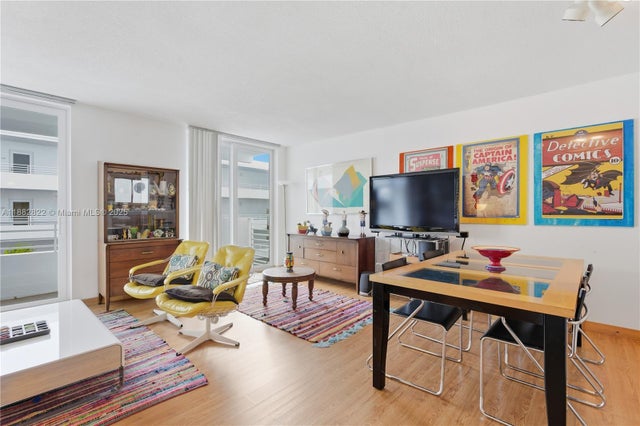 5 of 32 - 7800 Collins Ave 402, Miami Beach, FL