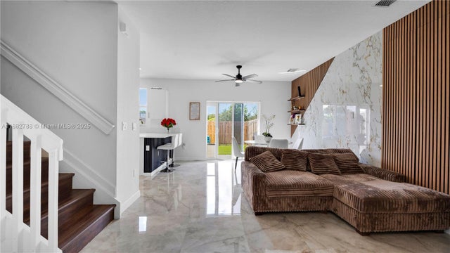 1 of 42 - 11968 Nw 46th St, Coral Springs, FL