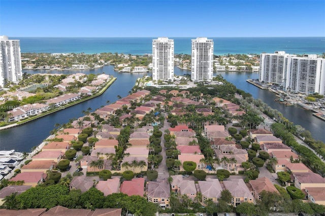 1 of 8 - 3710 Ne 208th Ter, Aventura, FL