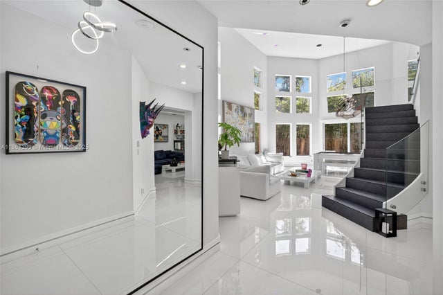 4 of 91 - 3710 Ne 208th Ter, Aventura, FL