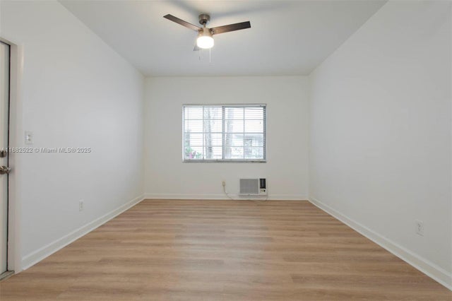 4 of 14 - 1561 Lenox Ave 10, Miami Beach, FL