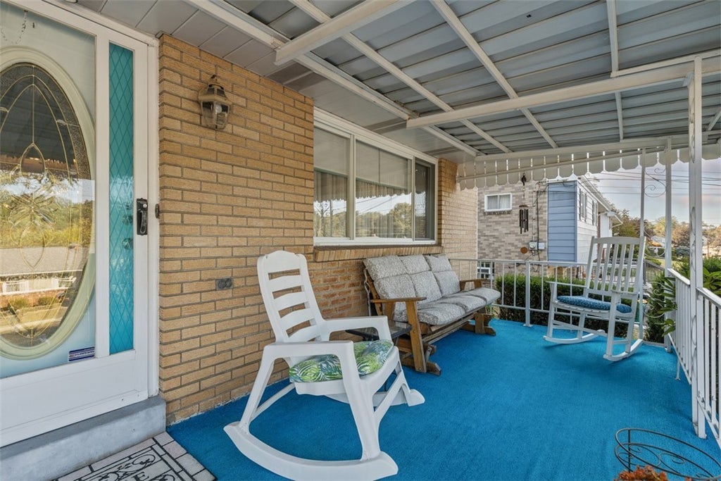 142 Donmor Drive, Ross