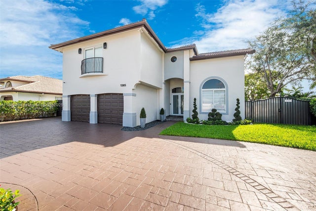 1 of 53 - 1385 Sw 143rd Ct, Miami, FL