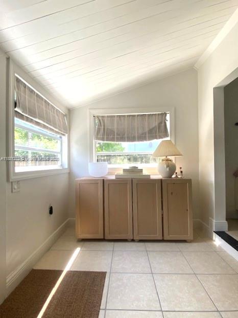 3 of 10 - 2952 Virginia St, Miami, FL