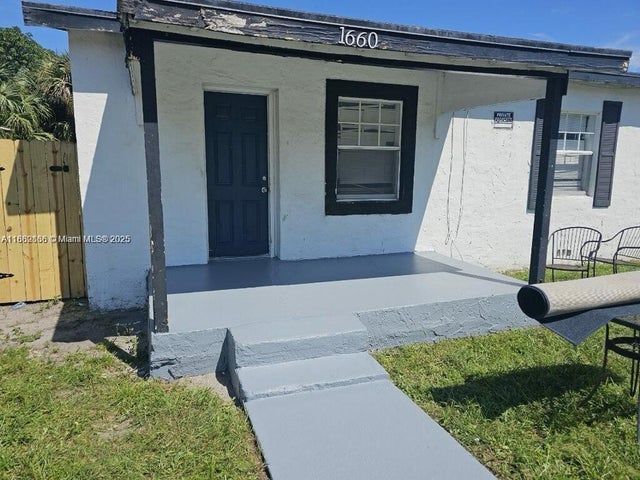 2 of 7 - N/A, Riviera Beach, FL