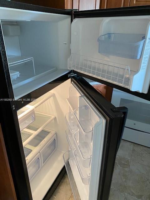 4 of 27 - 494 Nw 165th St Rd C-303, Miami, FL