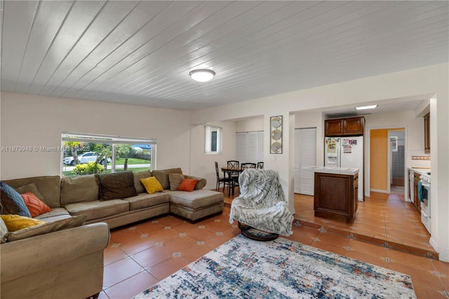 3 of 33 - 18700 Belmont Dr, Cutler Bay, FL