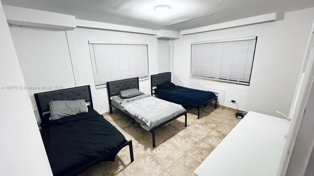 2 of 8 - 7800 Byron Ave 5, Miami Beach, FL