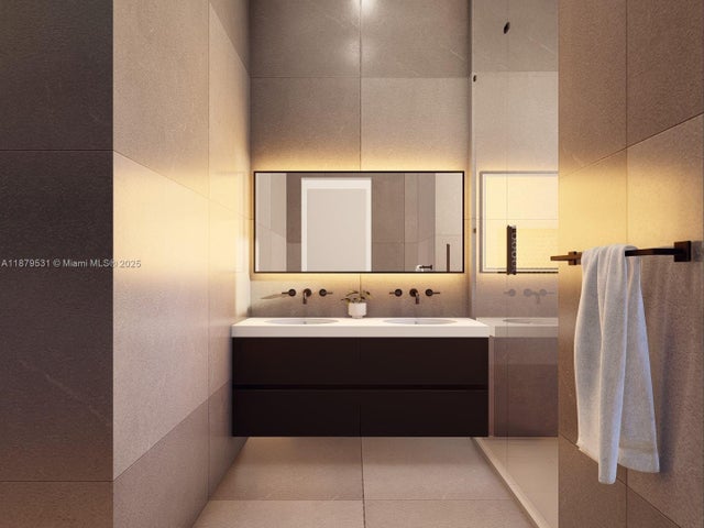 5 of 10 - 347 Nw 43rd St, Miami, FL