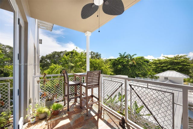 2 of 34 - 3540 Main Hwy 407, Coconut Grove, FL