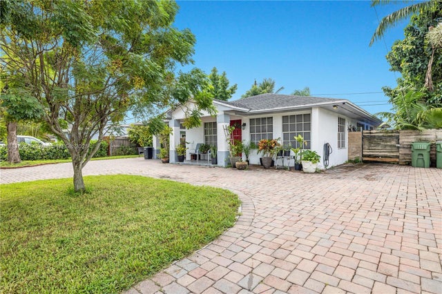 2 of 30 - 690 Nw 18th St, Homestead, FL