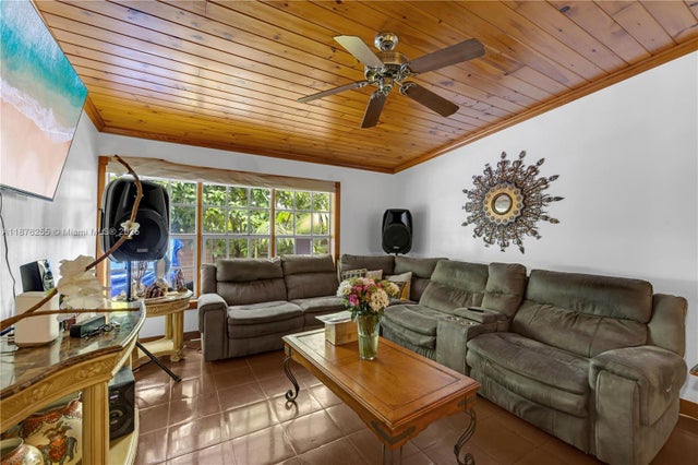 5 of 30 - 690 Nw 18th St, Homestead, FL