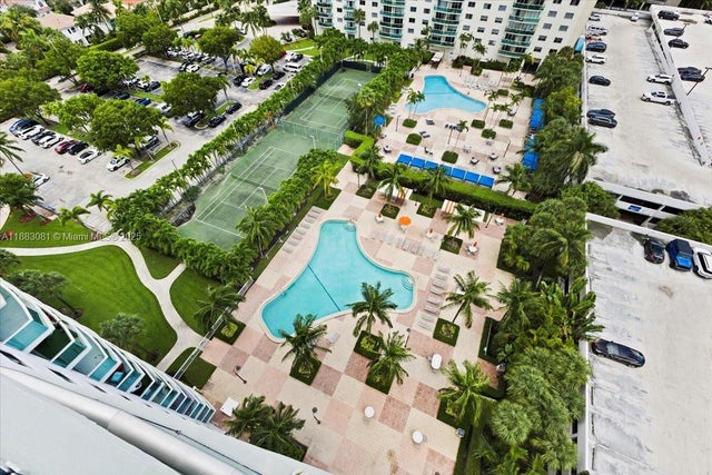 3 of 33 - 19380 Collins Ave 1602, Sunny Isles Beach, FL