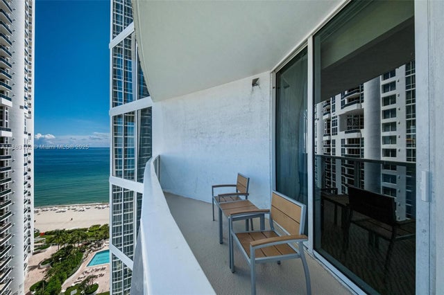 3 of 31 - 18001 Collins Ave 1604, Sunny Isles Beach, FL