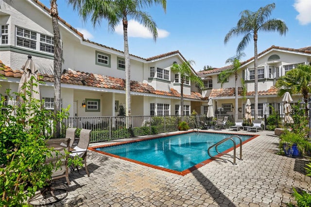 1 of 34 - 633 Ne 9th Ave 2, Fort Lauderdale, FL
