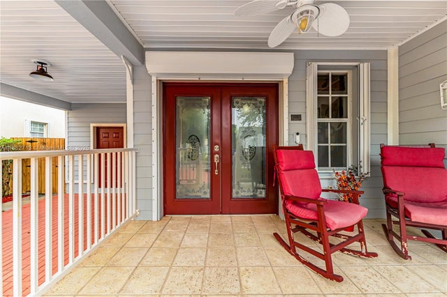 4 of 44 - 15963 Sw 97th Ter, Miami, FL