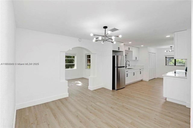 5 of 29 - 610 Nw 38th Ct, Deerfield Beach, FL